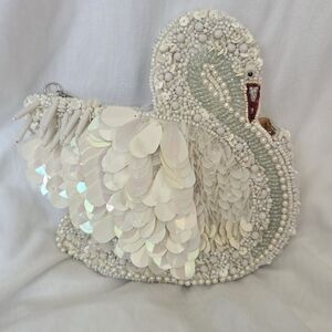 Elegant White Swan Beaded Clutch